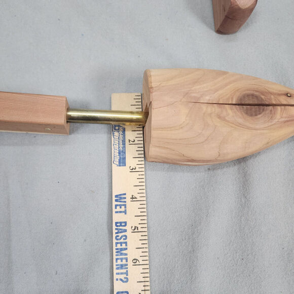 Vintage Men"s Cedar Wood Shoe Trees Men's Stretchers Forms Pair Split toe - Picture 6 of 7